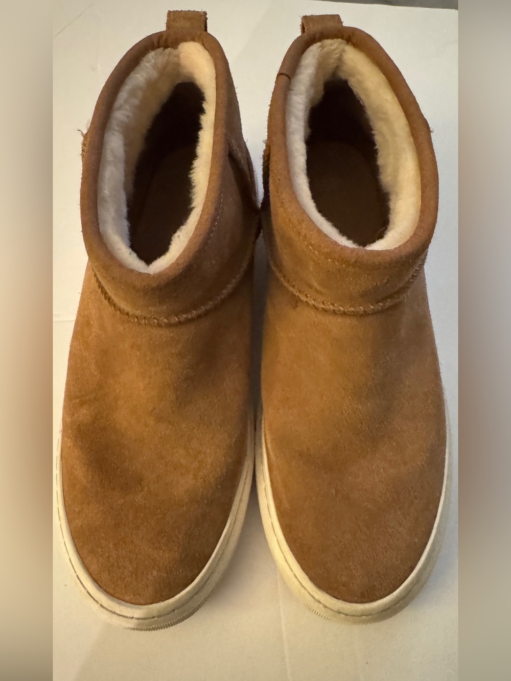 UGG Women's Alameda Chestnut Mini

Ankle Boots Bootie Shoes size 11